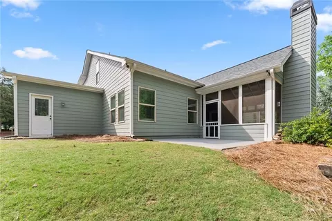 Exterior - 300 Bryce Ave, Jefferson, GA 30549 photo 13 of 20