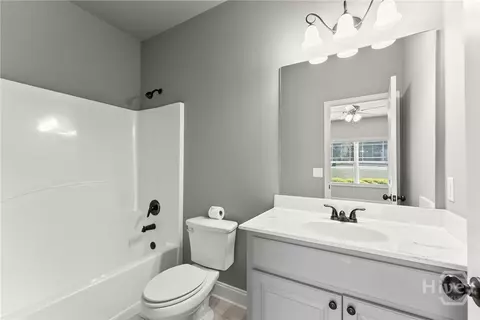 Bath - 300 Bryce Ave, Jefferson, GA 30549 photo 1 of 8