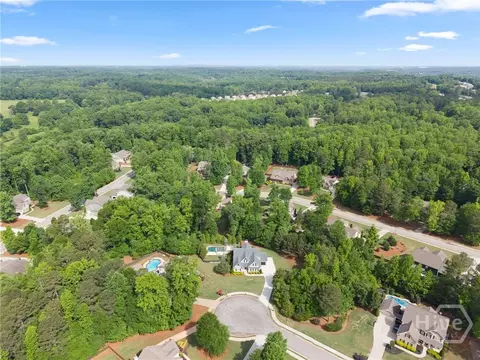 View/Area - 300 Bryce Ave, Jefferson, GA 30549 photo 6 of 7