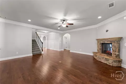 Living - 300 Bryce Ave, Jefferson, GA 30549 photo 4 of 5