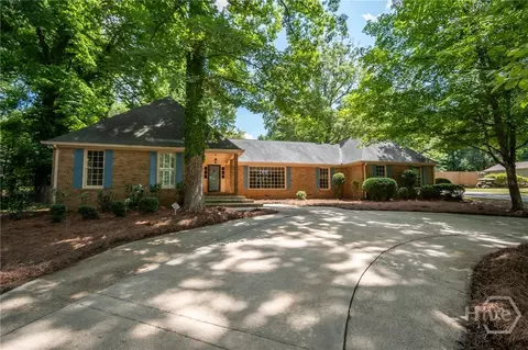 139 Lake Forest Dr, Athens, GA 30607