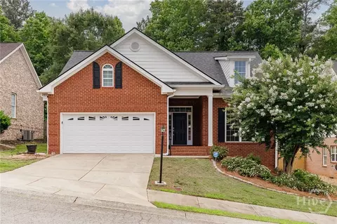 137 Huntington Shoals Dr, Athens, GA 30606