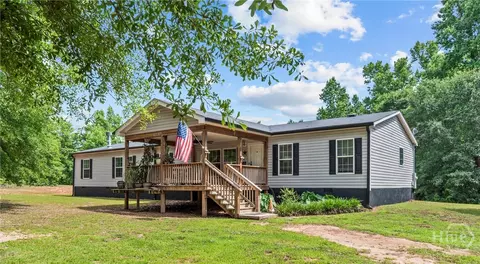 205 Hope Dr, Comer, GA 30629
