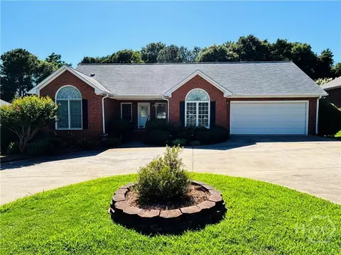740 Saint Ives Ln, Athens, GA 30606