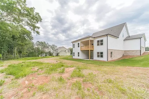 Exterior - 348 Pinewood Dr, Covington, GA 30014 photo 5 of 5