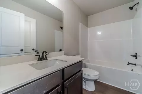 Bath - 348 Pinewood Dr, Covington, GA 30014 photo 3 of 4