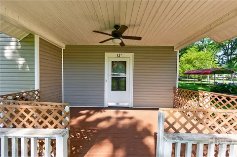 98 S 5th St, Colbert, GA 30628 photo 4
