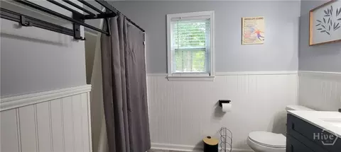 Bath - 2140 Summerset Dr, Monroe, GA 30656 photo 6 of 6