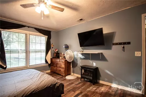 Bedroom - 2150 Beaverdam Rd, Colbert, GA 30628 photo 7 of 7