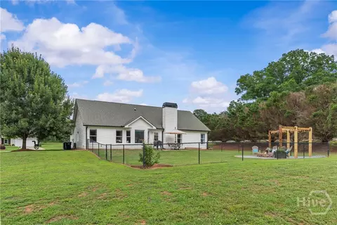 Exterior - 1011 Shelnutt Dr, Bishop, GA 30621 photo 19 of 24