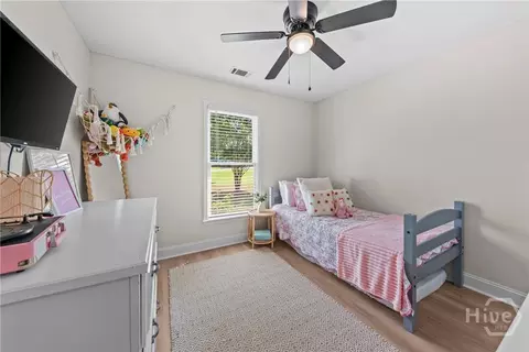 Bedroom - 1011 Shelnutt Dr, Bishop, GA 30621 photo 4 of 11