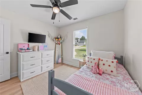 Bedroom - 1011 Shelnutt Dr, Bishop, GA 30621 photo 10 of 11