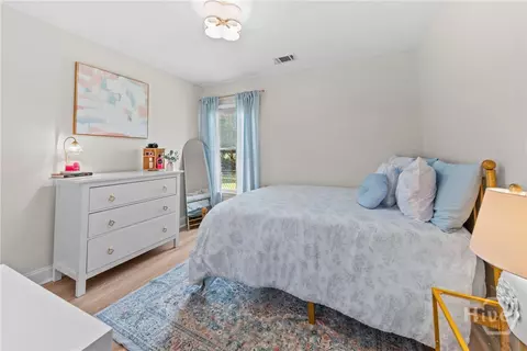 Bedroom - 1011 Shelnutt Dr, Bishop, GA 30621 photo 9 of 11