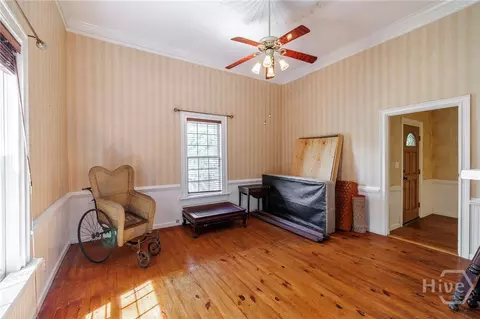 Living - 48 E Georgia Ave, Comer, GA 30629 photo 1 of 1