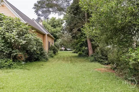Exterior - 48 E Georgia Ave, Comer, GA 30629 photo 9 of 17