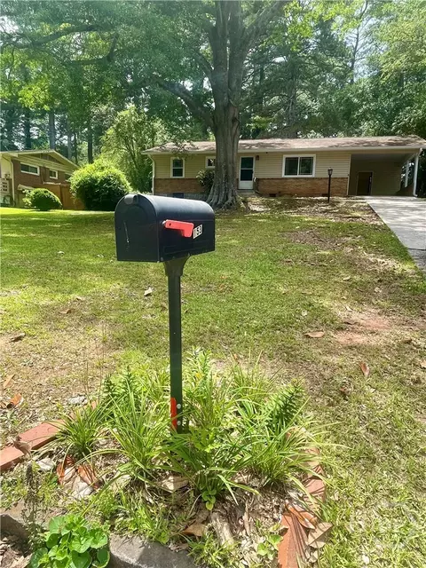 1537 Sagewood Cir, Stone Mountain, GA 30083
