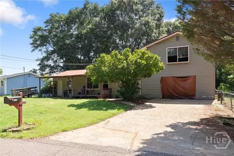 105 Fairlane Dr, Jefferson, GA 30549