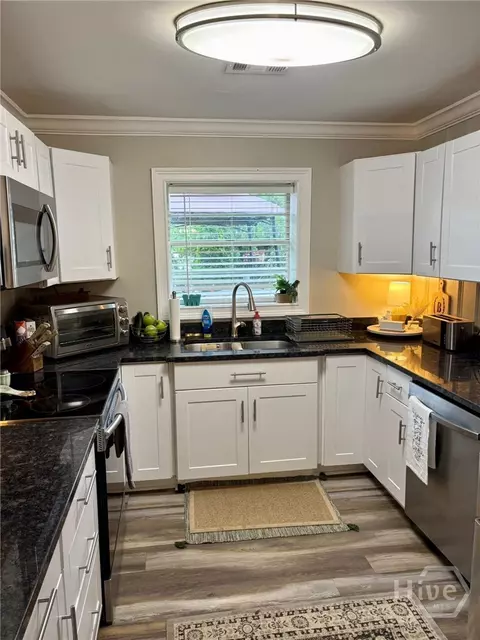 Kitchen - 199 Harris St, Toccoa, GA 30577 photo 2 of 4