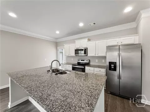 Kitchen - 1272 Towne Square Ct, Athens, GA 30607 photo 2 of 4