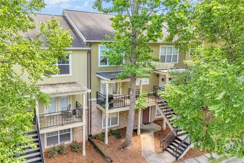 490 Barnett Shoals Rd #814, Athens, GA 30605