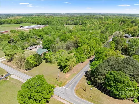 View/Area - 4342 Woods Bridge Rd, Commerce, GA 30529 photo 4 of 9