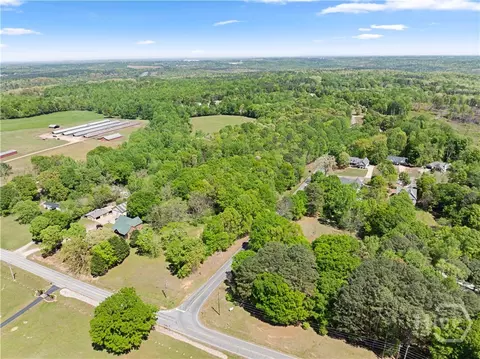 View/Area - 4342 Woods Bridge Rd, Commerce, GA 30529 photo 5 of 9