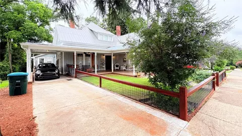 79 Georgia Ave, Commerce, GA 30529