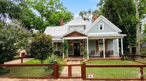 79 Georgia Ave, Commerce, GA 30529