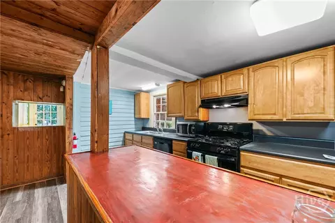 Kitchen - 1455 E Broad St, Athens, GA 30601 photo 3 of 3