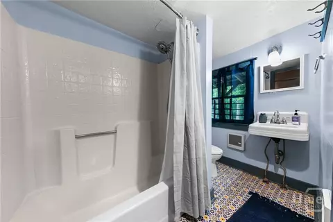 Bath - 1455 E Broad St, Athens, GA 30601 photo 3 of 5