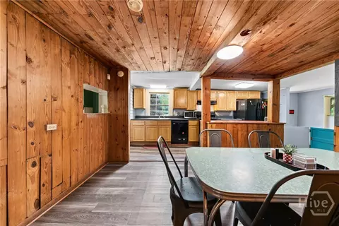 Dining - 1455 E Broad St, Athens, GA 30601 photo 2 of 3