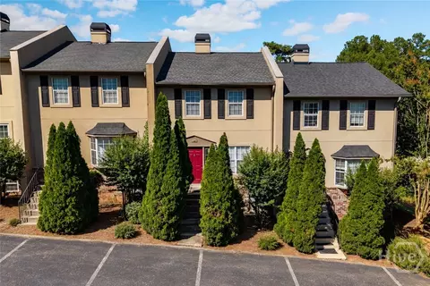 104 Tamara Ct, Athens, GA 30606