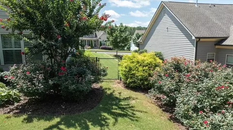 Exterior - 616 Fleeting Ct, Monroe, GA 30655 photo 5 of 16