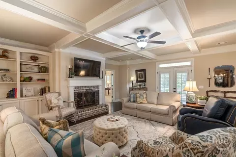 Living - 616 Fleeting Ct, Monroe, GA 30655 photo 1 of 4