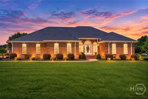 1121 Beacon Light Rd, Hartwell, GA 30643