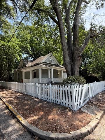 390 N Chase St, Athens, GA 30605