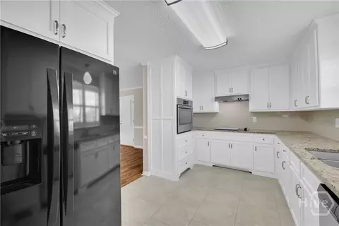 Kitchen - 167 Mccarty Dodd Rd, Colbert, GA 30628 photo 4 of 6