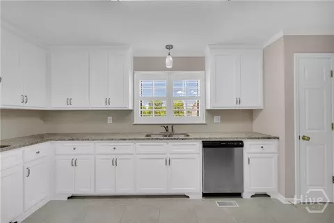 Kitchen - 167 Mccarty Dodd Rd, Colbert, GA 30628 photo 1 of 6