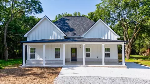 540 Sunset Ave, Comer, GA 30629 photo 1