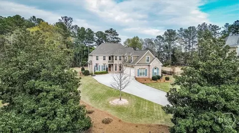 1071 Bent Tree Ln, Watkinsville, GA 30677