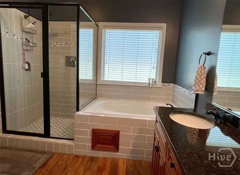 Bath - 120 W Pennick Dr, Covington, GA 30014 photo 1 of 2