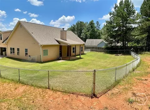 Exterior - 120 W Pennick Dr, Covington, GA 30014 photo 5 of 8