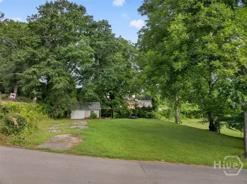 157 Pine St, Jefferson, GA 30549