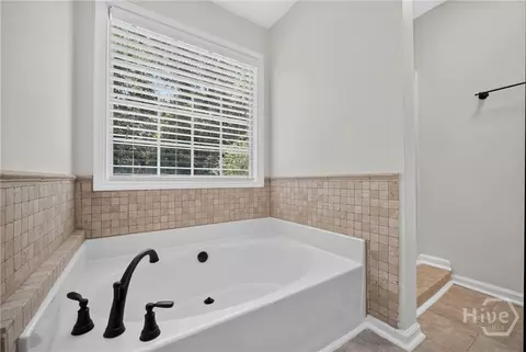 Bath - 3435 Davan Ln, Monroe, GA 30655 photo 5 of 6