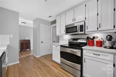 Kitchen - 3435 Davan Ln, Monroe, GA 30655 photo 2 of 6