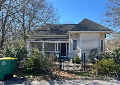 1734 E Broad St, Athens, GA 30601