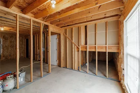 Entry Way - 295 Jeremy Dr, Colbert, GA 30628 photo 3 of 4