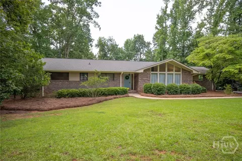110 Coventry Rd, Athens, GA 30605