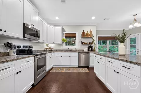 Kitchen - 35 Kimberly Ln, Colbert, GA 30628 photo 2 of 2