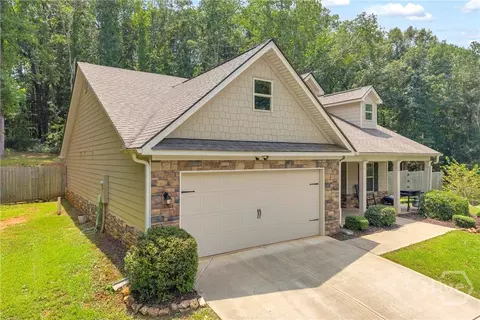 Exterior - 160 Morgan Way, Colbert, GA 30628 photo 3 of 8
